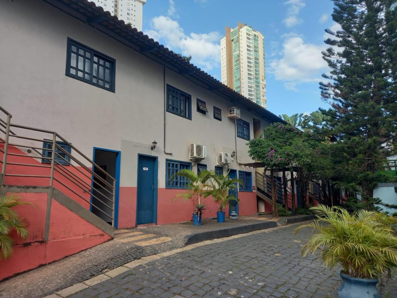 Cr Bueno - Antigo Serras De Goyaz Hotel Goiânia