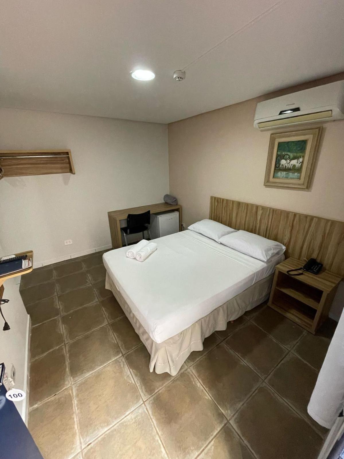 Hotel Cr Bueno - Antigo Serras De Goyaz Goiânia